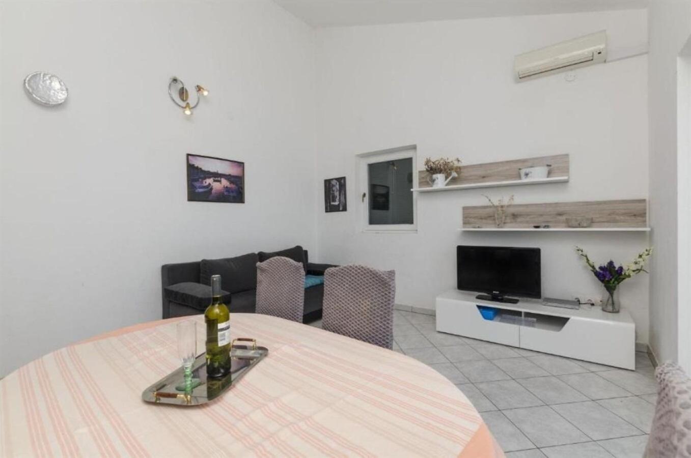 Apartments Mil - 80M From The Sea Sevid Εξωτερικό φωτογραφία